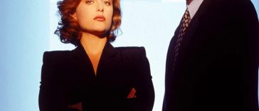 The X-Files Themed Party - Mulder and Scully Themed Party - Ideas and Inspiration - Party Supplies - Party Decorations - Food - Cheap