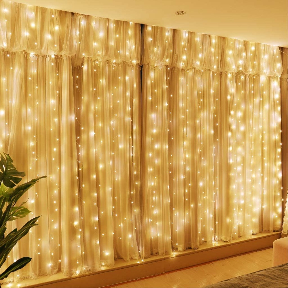 Christmas Cocktail Party - Ideas - Inspiration - Xmas Party Decorations - Party Supplies - Fairy Lights Curtain