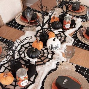 Hauntingly Beautiful Halloween Party Centerpieces