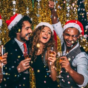 How to Throw a Christmas Day Party - The Ultimate Guide - Decorations - Supplies - Food and Music and Games