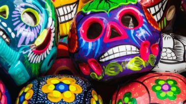 How to Throw a Dia De Los Muertos Halloween Party - The Ultimate Guide - Decorations - Supplies - Food - Drink - Games - Ideas - Inspiration