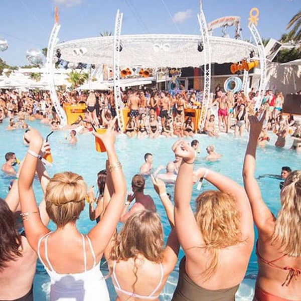 How To Throw A Ibiza Themed Party The Ultimate Guide