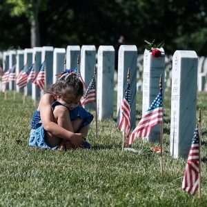 How to Throw a Memorial Day Party - The Ultimate Guide - Decorations - Supplies - Food and Music and Games
