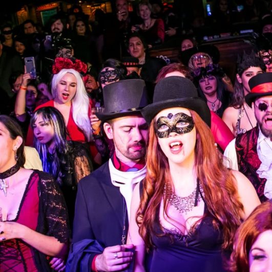 How to Throw a Vampire's Ball Halloween Party - Ultimate Guide